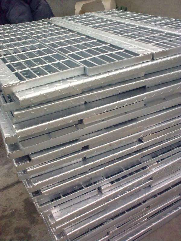 1526643315115722.jpg 鋼格板04.jpg